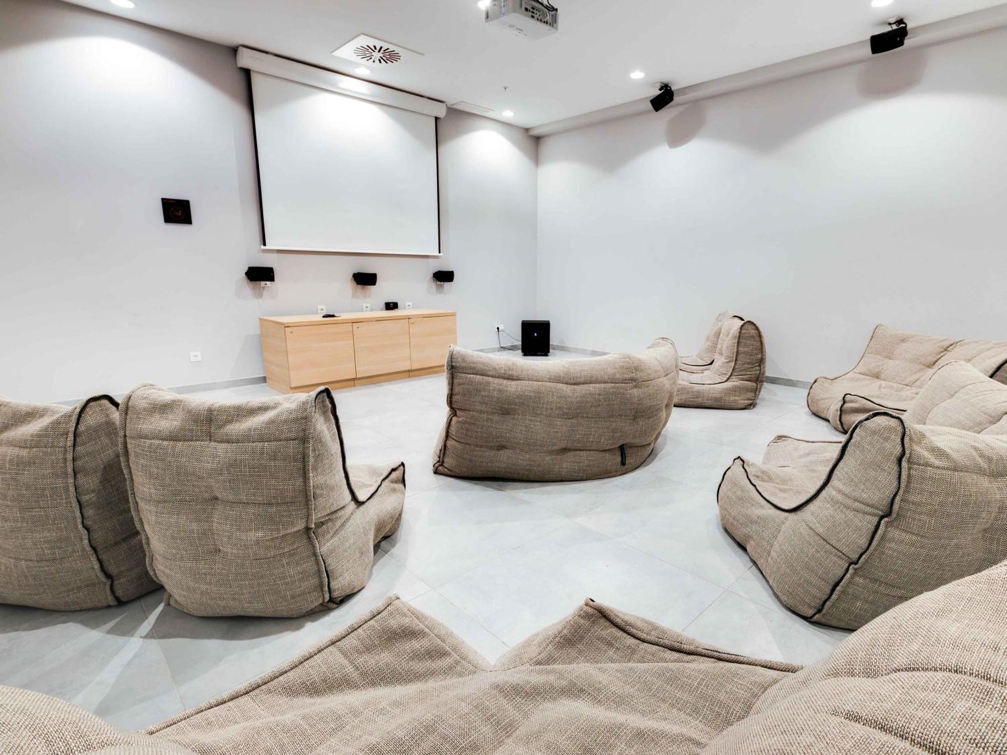 Livensa Living Studios Сан-Себастьян Экстерьер фото
